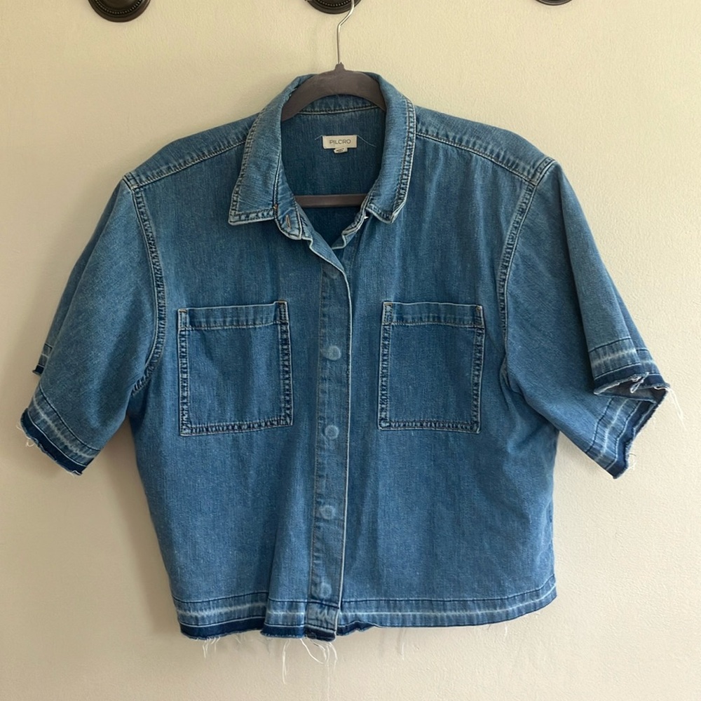 Anthropologie Pilcro Cropped Distressed Denim Top